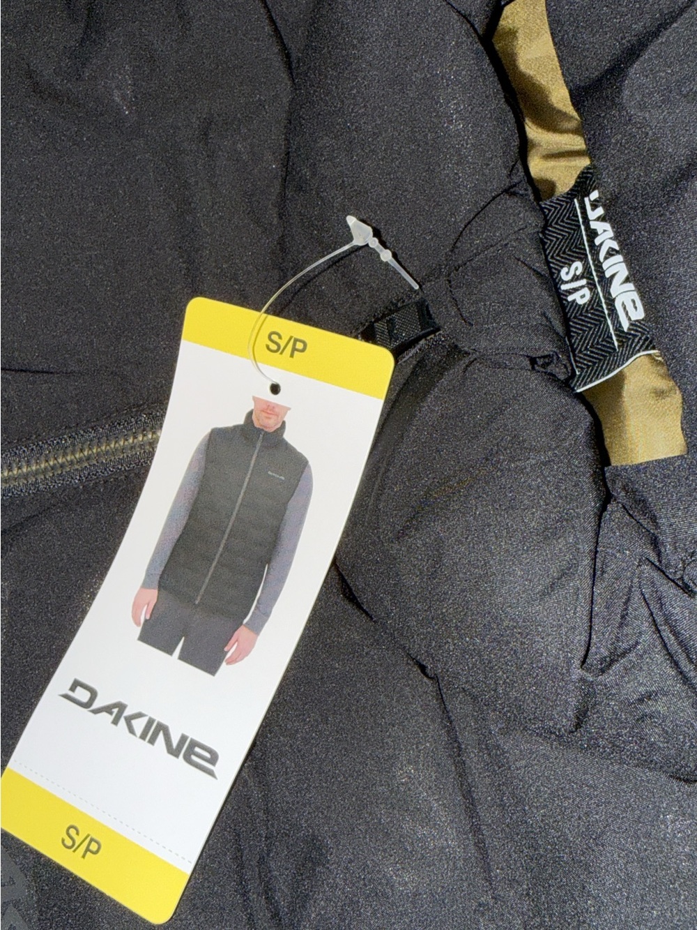 Dakine Black Men's Quilted Vest with Zip Front